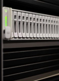 Element of modern equipment of server providing access to data in control center
